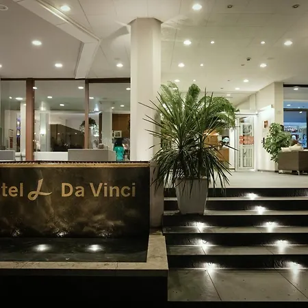 Готель Leonardo Da Vinci Wellness 3*