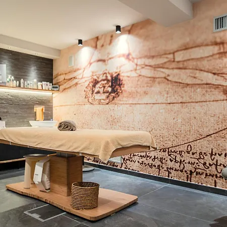 Готель Leonardo Da Vinci Wellness