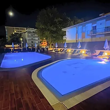 Leonardo Da Vinci Wellness Отель 3*