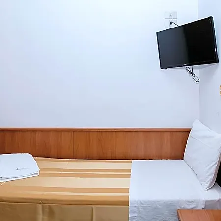 Отель Leonardo Da Vinci Wellness 3*