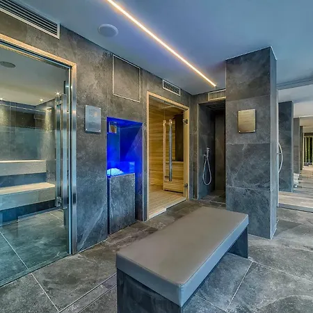 Leonardo Da Vinci Wellness ホテル 3*